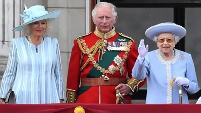 حداد عالمى على وفاة الملكة إليزابيث الثانية