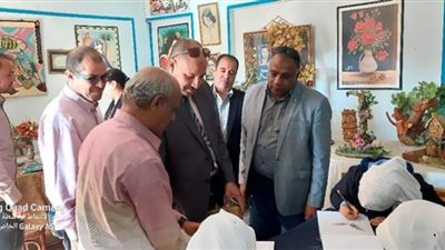 مدارس قنا تلقي كلمة عن قمة المناخ المنعقدة بمدينة شرم الشيخ