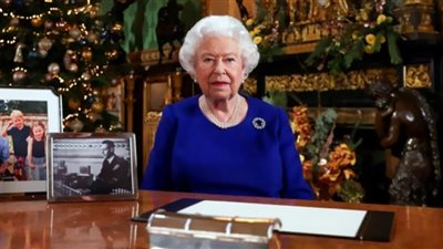 أقوال الملكة إليزابيث خطفت قلوب البريطانيين.. الحزب ثمن الحب