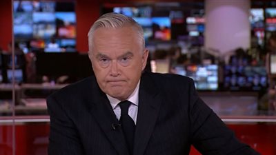 لحظة إعلان خبر وفاة الملكة إليزابيث.. شاهد