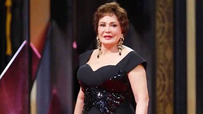 لبلبة تحصد الهرم الذهبي لإنجاز العمر في افتتاح مهرجان القاهرة السينمائي