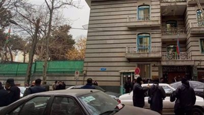 أذربيجان تُقرر إخلاء سفارتها بطهران بعد الهجوم الأخير