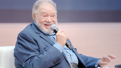 يحيى الفخرانى: أعتز ببداياتى أمام رشدى أباظة