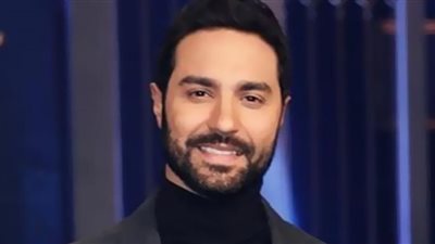 كريم فهمي يداعب جمهوره على طريقة لاعب كرة شهير