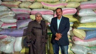 ضبط ٣٢٤ طن أرز شعير قبل تهريبه وبيعه بالسوق السوداء بالشرقية