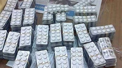 929 قرصًا مخدرًا حصيلة الحملات على تجار السموم