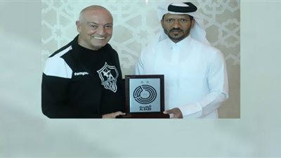 نادي السد القطري يكرم فيريرا على هامش مباراة الزمالك والهلال
