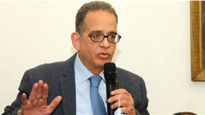 طارق عبدالعزيز: المساواة بين المنتدبين الجدد وأعضاء السلك الدبلوماسى ضروة