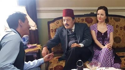 يانا جمال وعمرو عبد الجليل.. قصة حب فى «الضاحك الباكى»