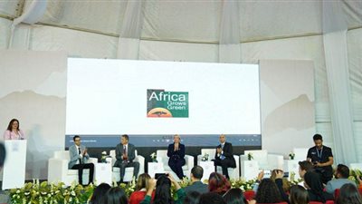 وزيرة البيئة: مؤتمر المناخ أظهر القوة الحقيقية لشباب إفريقيا