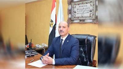 مدير تعليم الإسكندرية: تقدير وتصحيح درجات الترم الأول تجرى على قدم وساق