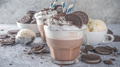 طريقة عمل ميلك شيك أوريو بالكريمة