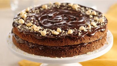 حضري كيكة القهوة بالبندق وتمتعي بمذاق لذيذ