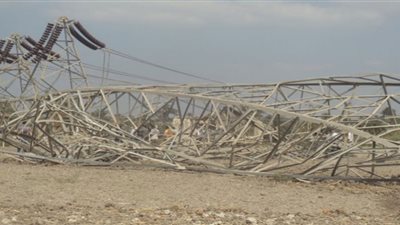 مصرع وإصابة 4 أشخاص إثر سقوط سلك كهرباء عليهم