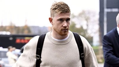 وصول كيفن دي بروين لمعسكر منتخب بلجيكا استعدادًا لمواجهة مصر وديًا