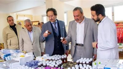 جامعة طنطا تقدم الرعاية الطبية لـ1142 مواطنًا بكفر الزيات