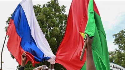 المجتمع المدني يرحب بمغادرة فرنسا من بوركينا فاسو