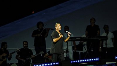 بعد تصدره التريند..عمرو دياب يشكر مصطفى الأغا