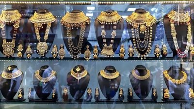 تراجع أسعار الذهب في نهاية تعاملات اليوم.. وعيار 24 بـ 2000 جنيه