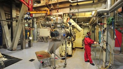 اعتماد خامات وإضافات جديدة لإنتاج وصناعة الأعلاف