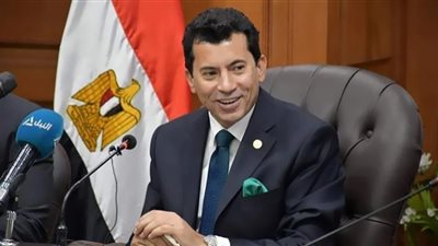 وزير الشباب والرياضة يشهد ختام منافسات البطولة العربية الأولي لألعاب الماء