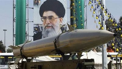 إيران تهدد إسرائيل بالنووي