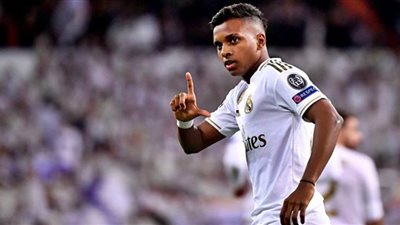 نجم ريال مدريد يهاجم حكام الليجا الإسبانية