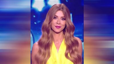 كارلا حداد بالتُل الشفاف ومكياج ترابي على إنستجرام