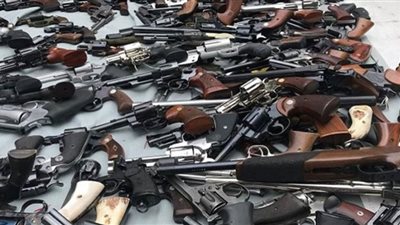 الأمن يضبط كمية من الأيس الشابو وسلاح ألي فى أسيوط