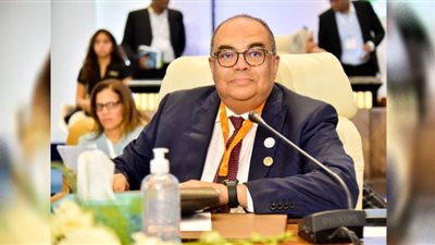 محيي الدين يؤكد استمرار العمل لاختيار أفضل المشروعات الخضراء والذكية