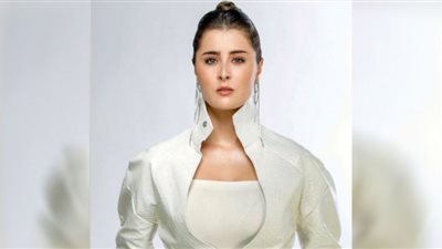 عائشة بن أحمد تعلن موعد ومكان صلاة الجنازة على والدها