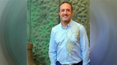 شريف مدكتور ينتقد المذيعات المحجبات: بيتدلعوا ومستفزات