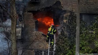 سقوط صواريخ في بولندا.. وبايدن يتصل بالرئيس