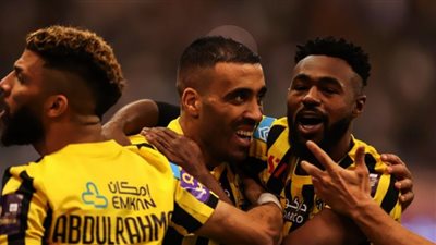 اتحاد جدة يتوج بكأس السوبر السعودي