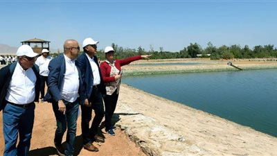 رئيس الوزراء يتفقد مشروع رفع كفاءة بحيرات الأكسدة بشرم الشيخ
