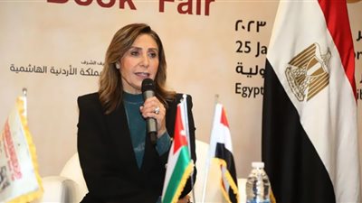 وزيرة الثقافة تكشف عن تسهيلات لدور النشر بمعرض القاهرة الكتاب
