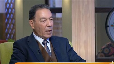 خطورة الإفراط في استخدام الكحول على البشرة (شاهد)