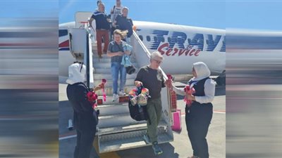 وصول 1000 سائح الى مطار مرسى علم اليوم على متن 8 رحلات طيران