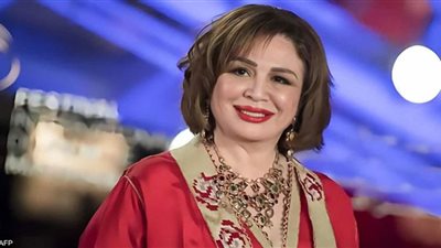 إلهام شاهين تشيد بفن لبلبة.. تاريخ عظيم