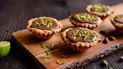 حضري ميني تارت بالشوكولاتة |سهلة ولذيذة