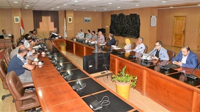 جامعة المنصورة تتابع أعمال إنشاء مبنى الاورام الجديد