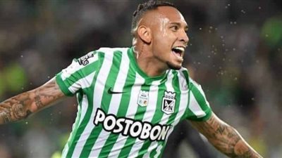 الأهلي يفاضل بين باريرا وسليماني