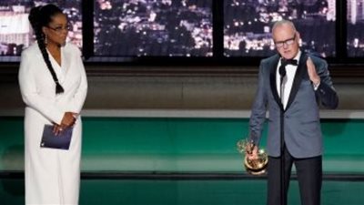 حفل جوائز إيمي.. مايكل كيتون أفضل ممثل وموراى بارتليت أفضل مساعد