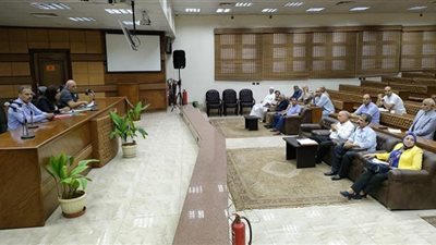 نا ئب محافظ البحيرة تعقد إجتماعاً لتنظيم منظومة توريد الأرز الشعير