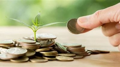 مصارف إنفاق أموال الصدقات وحكم اقتصارها على المسلمين