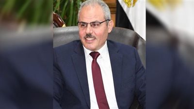 افتتاح فاعليات الدورة الرياضية لأعضاء هيئة التدريس والعاملين بجامعة قناة السويس