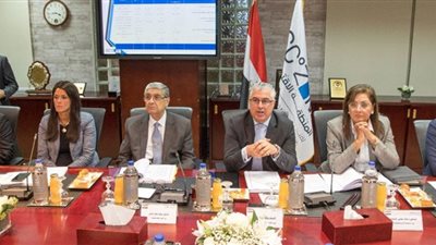 مشروعات جديدة بالمنطقة الصناعية وميناء شرق بورسعيد