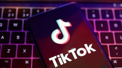 رئيس TikTok أمام الكونجرس في مارس