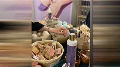 صابون من العجوة يعالج البشرة في السعودية