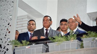 وزير التنمية المحلية يفتتح أولى نماذج مشروع مدارس مصر المتميزة
